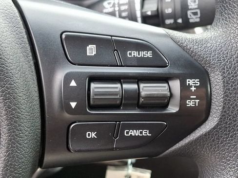 Used 2017 Kia Sorento AWD image 21