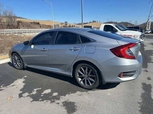 Used 2019 Honda Civic EX image 14