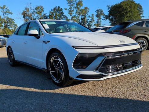 New 2026 Hyundai Sonata SEL image 3