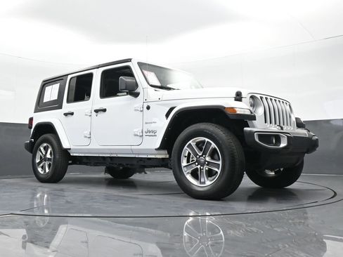 Used 2022 Jeep Wrangler Unlimited Sahara image 64