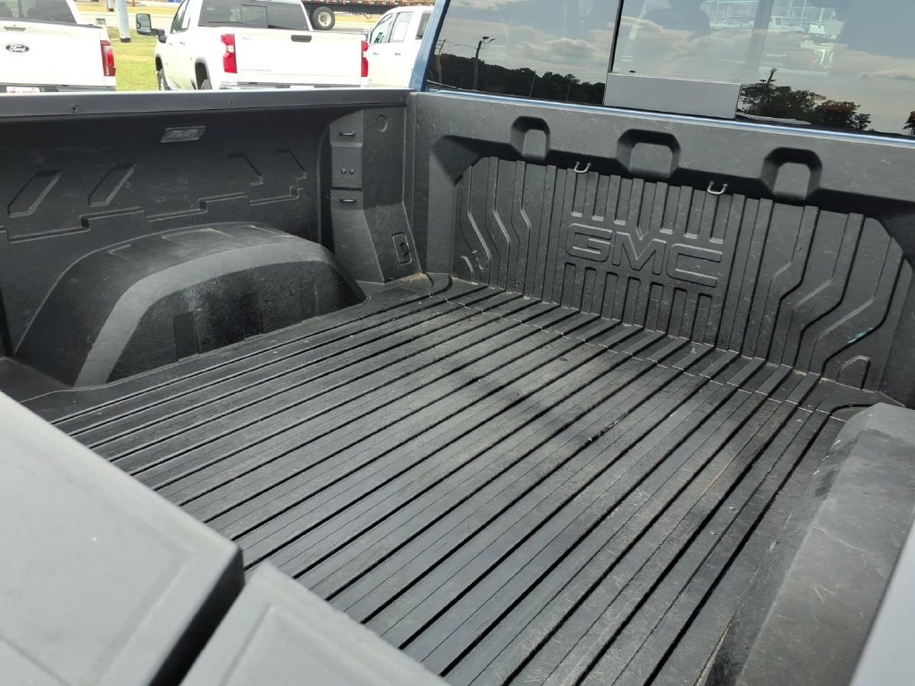 Used 2025 GMC Sierra 1500 Denali Ultimate AWD/4WD image 16