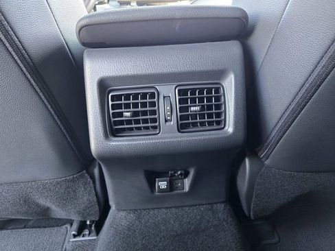 Used 2025 Toyota Camry SE FWD image 13