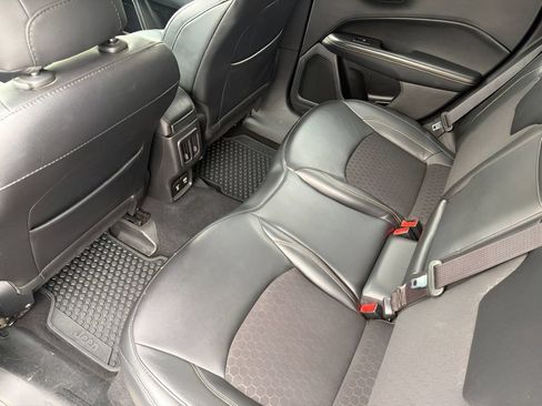 Used 2019 Jeep Compass Latitude w/ Cold Weather Group FWD image 13