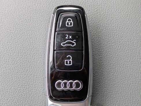 Used 2025 Audi Q7 3.0T Premium Plus AWD/4WD image 37