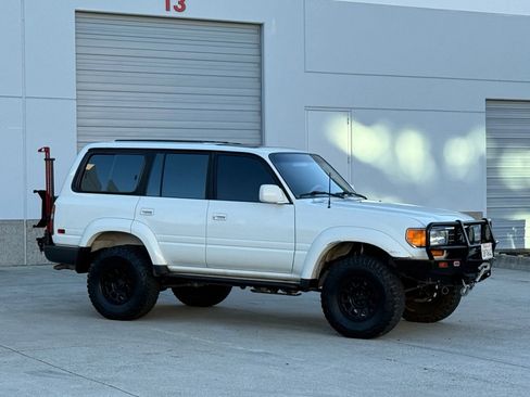 Used 1997 Toyota Land Cruiser image 23
