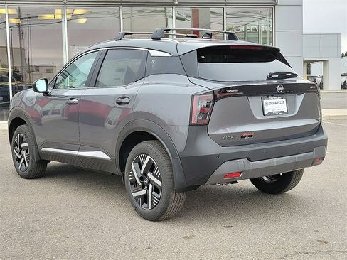 New 2026 Nissan Kicks SV image 7