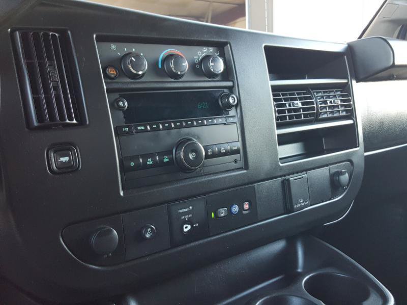 Used 2022 Chevrolet Express 2500 w/ Driver Convenience Package RWD image 15