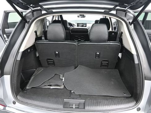 Used 2023 Acura MDX SH-AWD image 17