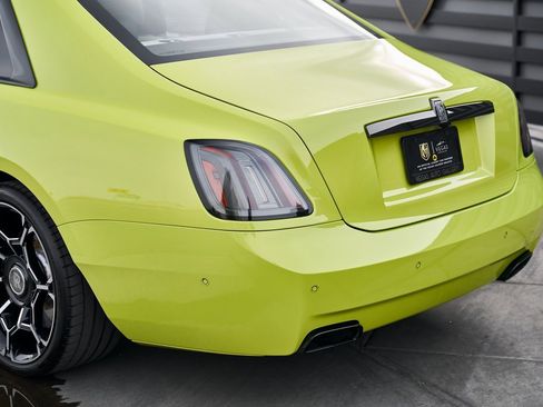 Used 2025 Rolls-Royce Ghost Black Badge image 10