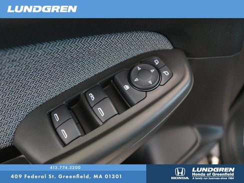 Used 2025 Chevrolet TrailBlazer LT AWD/4WD image 15