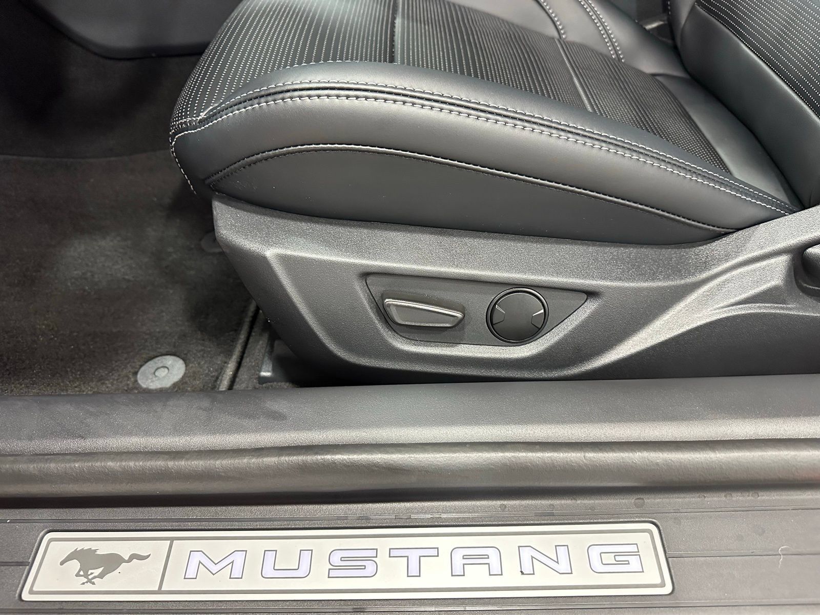 New 2025 Ford Mustang GT Premium w/ 60th Anniversary Package RWD image 11