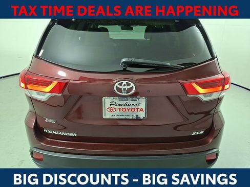 Certified 2018 Toyota Highlander XLE image 6
