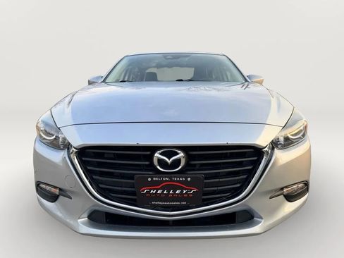 Used 2018 MAZDA MAZDA3 Touring image 2