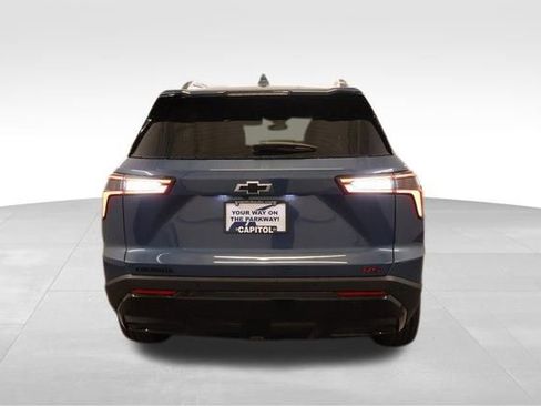 New 2026 Chevrolet Equinox RS image 3