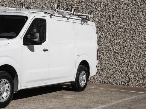 Used 2018 Nissan NV 2500 SV w/ Navigation Package image 7