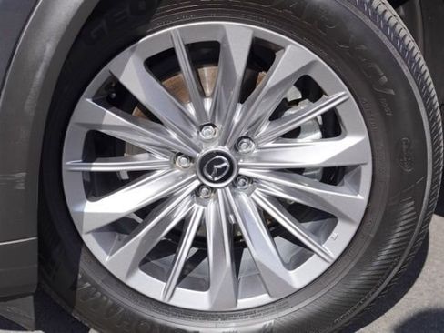 Used 2024 MAZDA CX-90 3.3 Turbo w/ Preferred Plus image 12