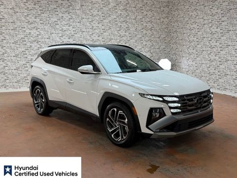 Certified 2025 Hyundai Tucson Limited FWD image 1