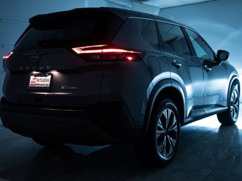 Used 2023 Nissan Rogue SV image 40