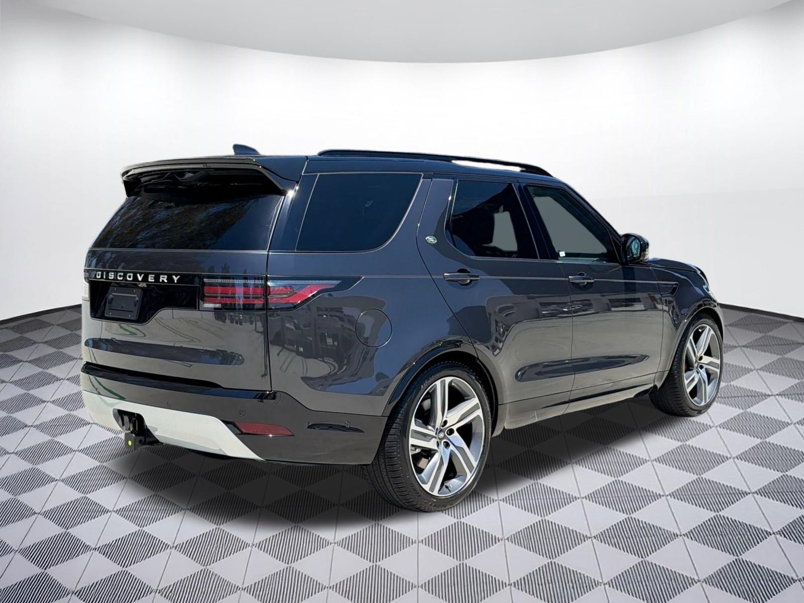 New 2026 Land Rover Discovery Limited Edition AWD/4WD image 9