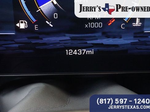 Used 2025 Chevrolet Tahoe LT w/ Comfort Package image 10