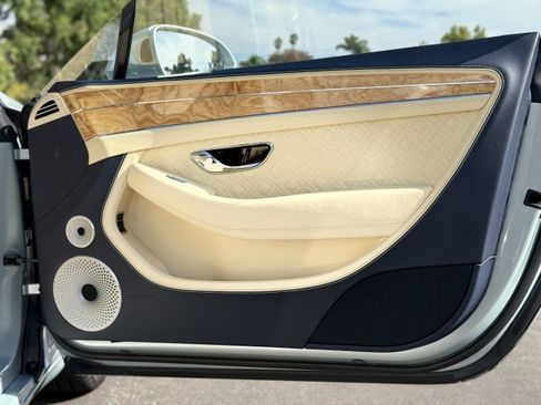 Used 2022 Bentley Continental GT Mulliner image 27