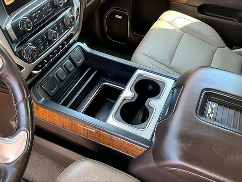 Used 2018 GMC Sierra 1500 SLT AWD/4WD image 20