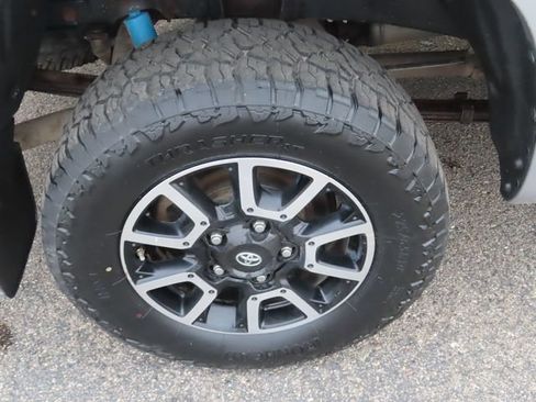Used 2017 Toyota Tundra Limited AWD/4WD image 15