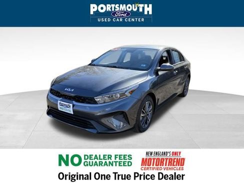 Used 2024 Kia Forte LXS w/ LXS Technology Package image 13