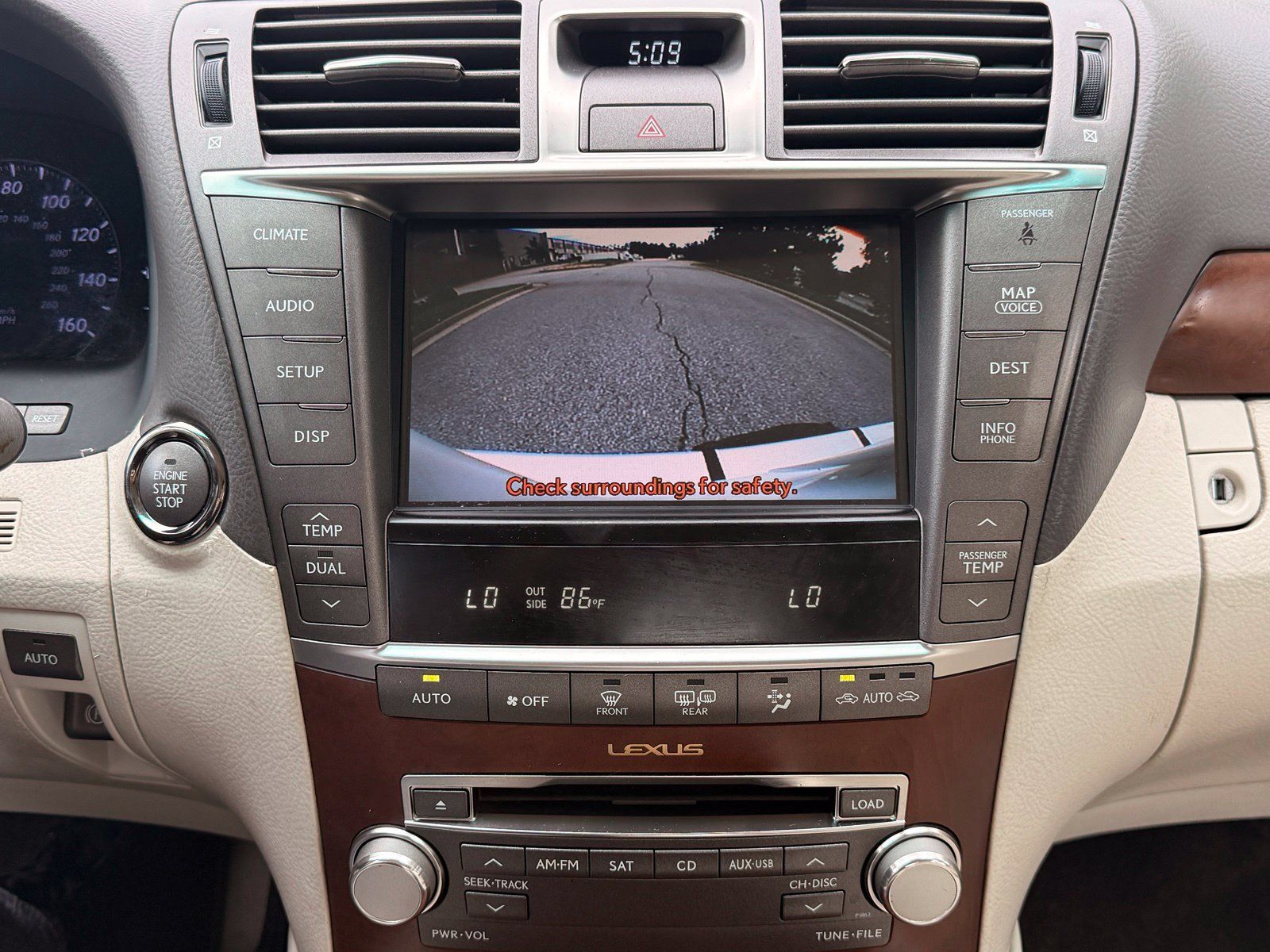 Used 2011 Lexus LS 460 w/ Comfort Pkg RWD image 31