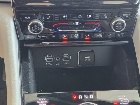 Used 2021 Jeep Grand Cherokee L Overland image 21