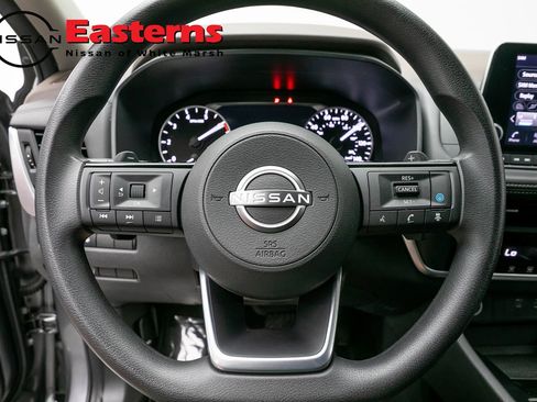 Used 2023 Nissan Rogue SV AWD/4WD image 10