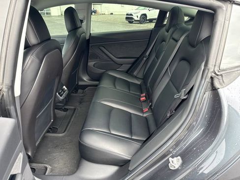 Used 2019 Tesla Model 3 Long Range image 19