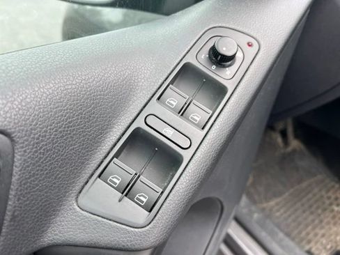 Used 2013 Volkswagen Tiguan S AWD/4WD image 25
