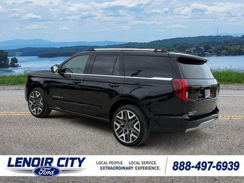 Used 2026 Ford Expedition Platinum w/ Platinum Ultimate Package AWD/4WD image 5