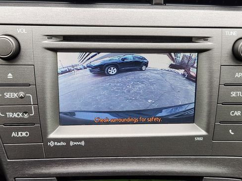 Used 2015 Toyota Prius Three image 14