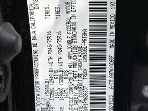 Certified 2023 Toyota Tacoma SR5 AWD/4WD image 27
