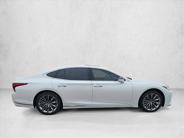 Used 2023 Lexus LS 500 w/ Accessory Package (Z1) RWD image 4