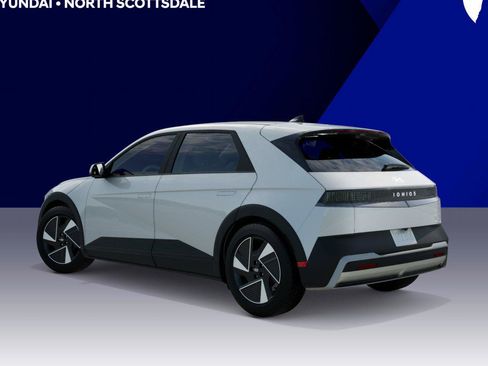 New 2026 Hyundai Ioniq 5 SEL RWD image 5
