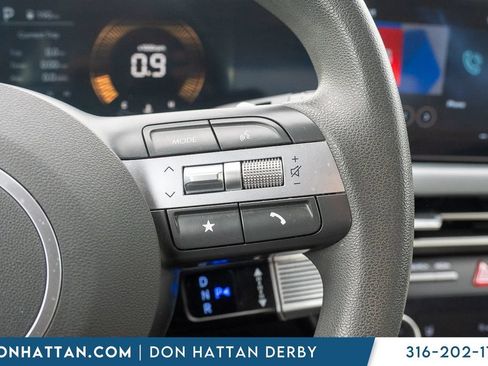 Used 2025 Hyundai Sonata SEL FWD image 10