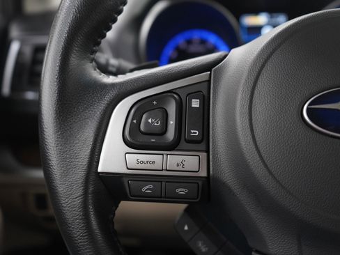 Used 2015 Subaru Outback 3.6R Limited image 27