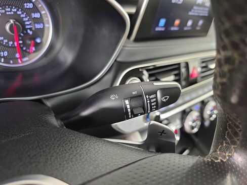 Used 2020 Genesis G70 2.0T image 21