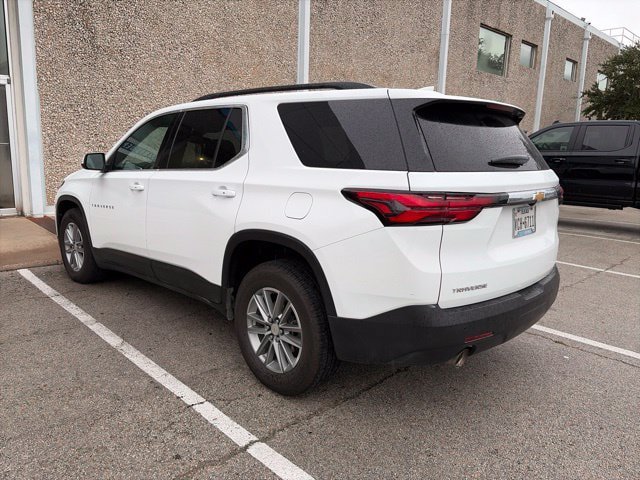Used 2023 Chevrolet Traverse LT FWD image 3