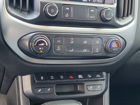 Used 2021 Chevrolet Colorado ZR2 image 27