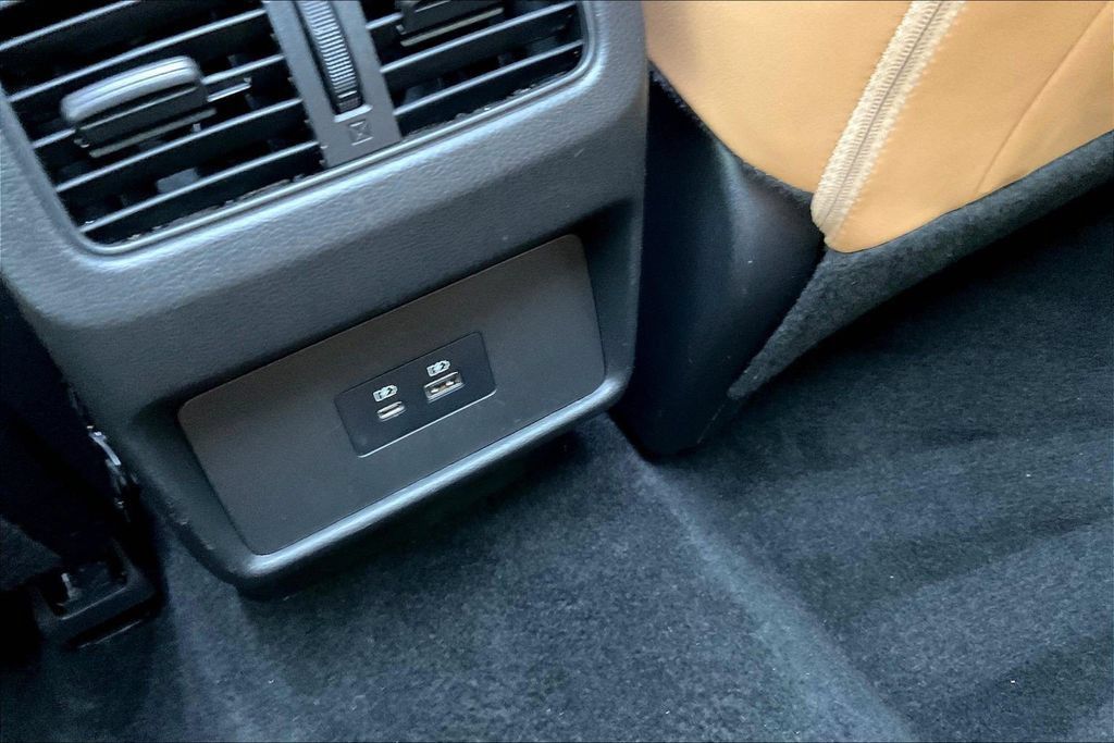 Used 2023 Nissan Rogue Platinum FWD image 10