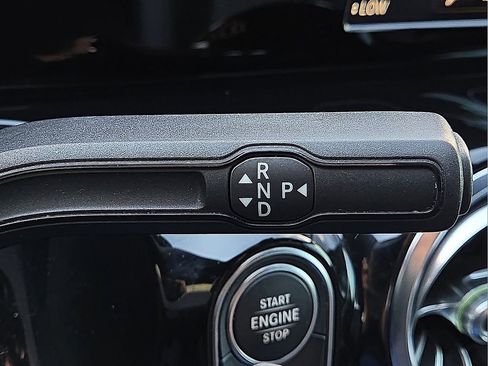 Used 2021 Mercedes-Benz GLA 250 image 27