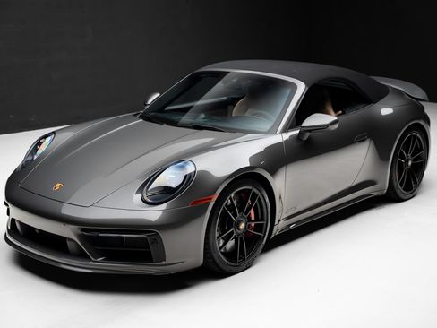 Used 2023 Porsche 911 Carrera GTS RWD image 5