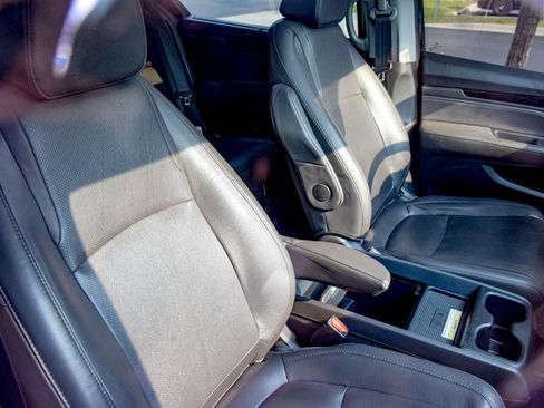 Used 2020 Honda Odyssey Elite image 21