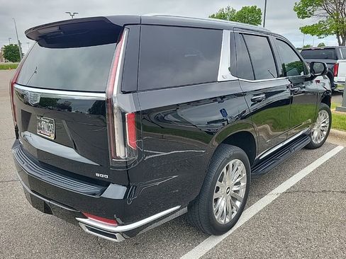 Used 2021 Cadillac Escalade Premium Luxury AWD/4WD image 3