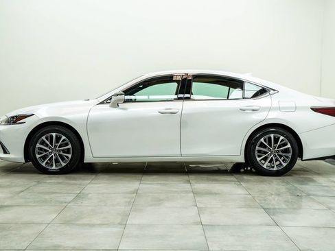 Used 2022 Lexus ES 350 w/ Accessory Package FWD image 8