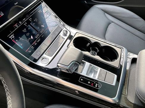 Used 2025 Audi Q7 2.0T Premium Plus image 18